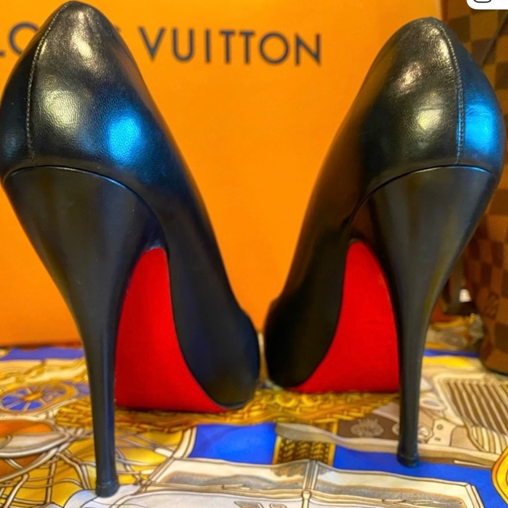 Christian Louboutin Bianca 140 Black Leather Platform Pumps -Size 39 Red Bottoms